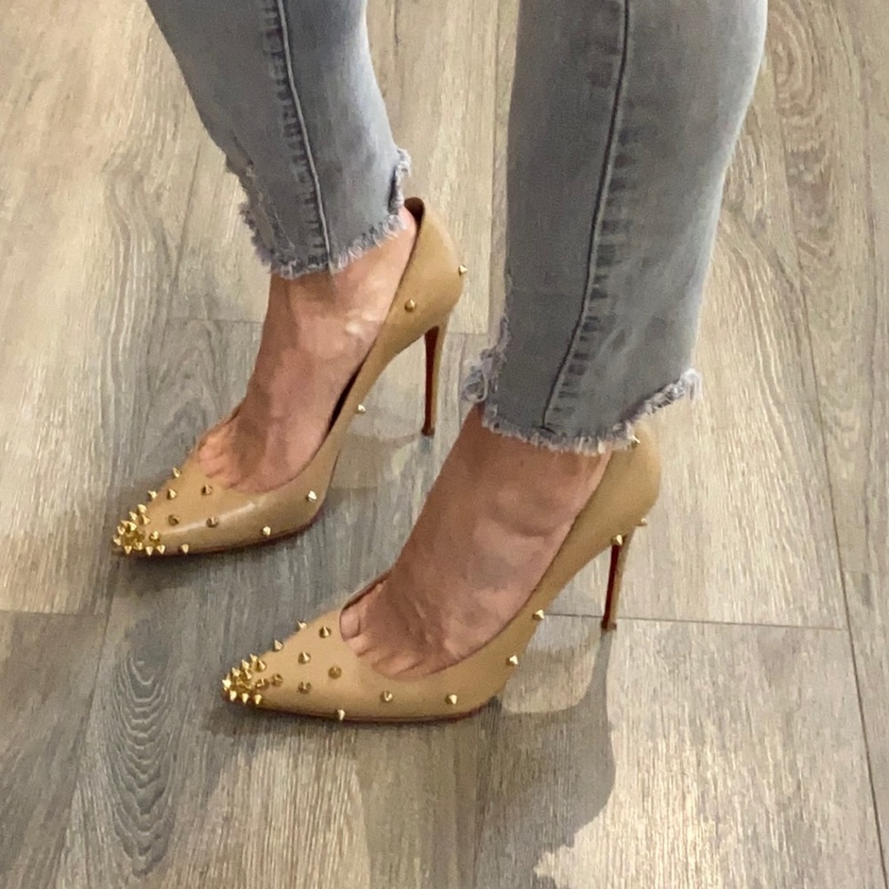 Christian Louboutin beige high heel Authentic luxury shoes size39 ***